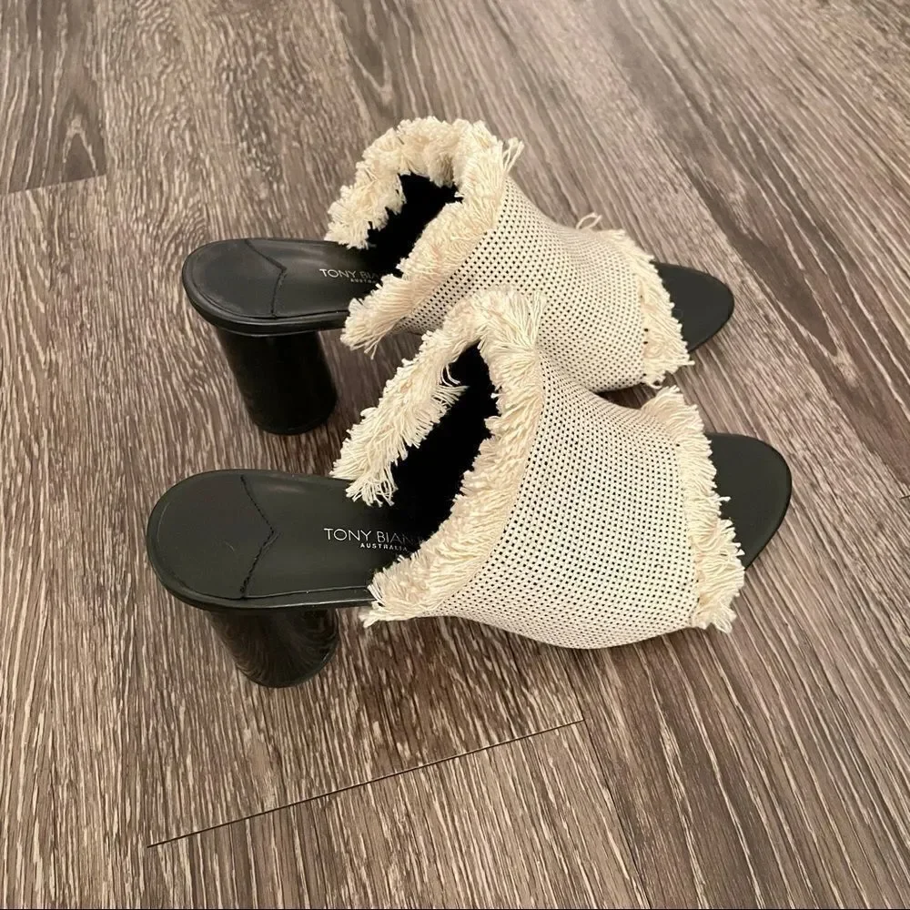 Tony Bianca Australia Bacardi heels nwot